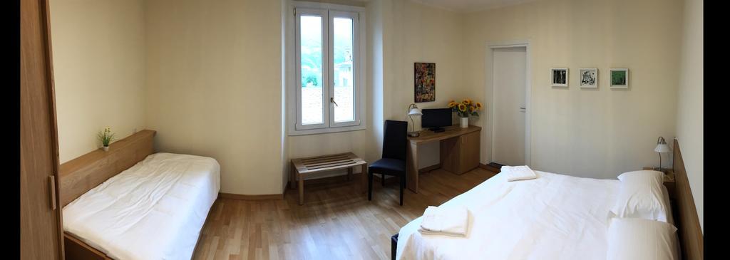 Hotel Trieste Morbegno Esterno foto